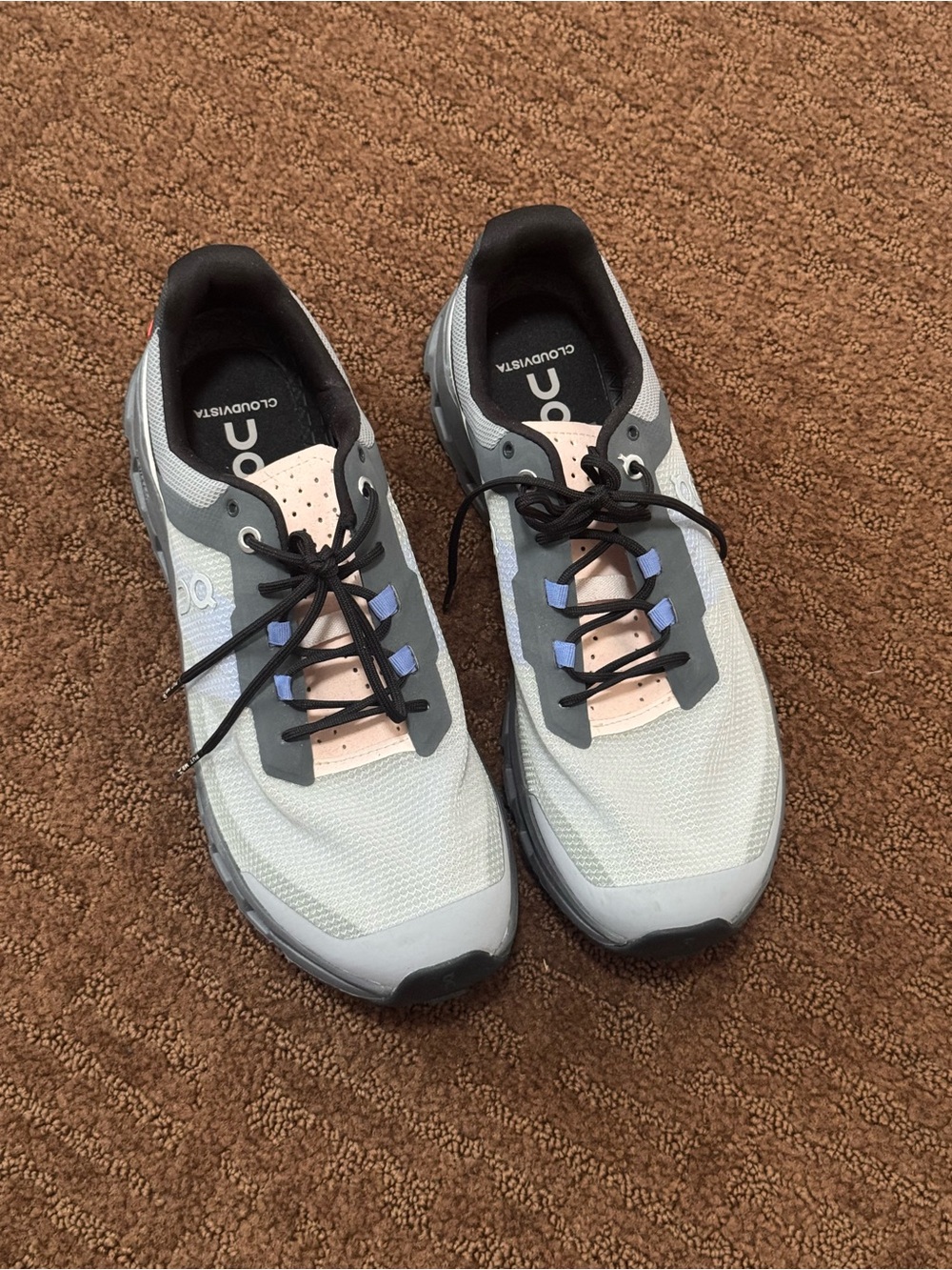 On Cloud womens size 10 vista trail running shoes